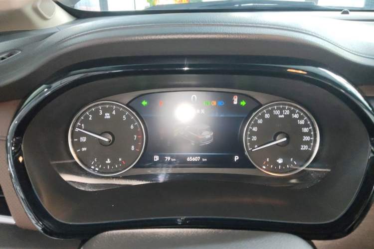 Used Buick GL8 2020 Land Business Class 652T Premium Model
