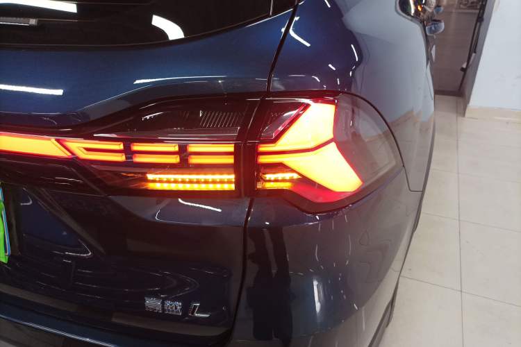 Used Geely Auto Haoyue L 2023 2.0T DCT Prestige Edition Right Rear Taillight