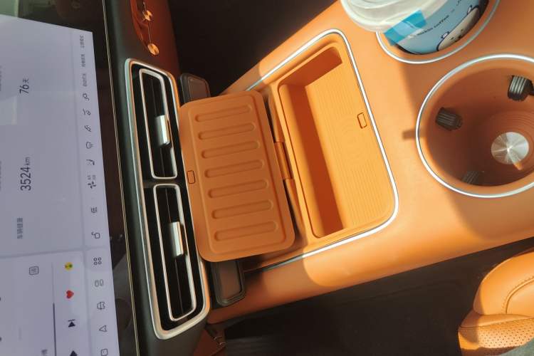 Used Li Auto L8 2023 Air model Interior 1