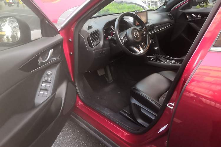 Used Mazda CX-4 2020 2.0L Automatic Two-Wheel Drive Blue Sky Dynamic Edition
