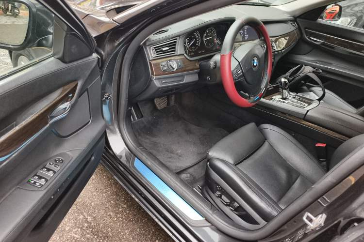 Used BMW 7 Series  Driver Seat