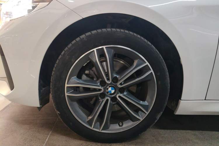 Used BMW 1 Series 2022 120i M Sport Edition Left Front Wheel Hub
