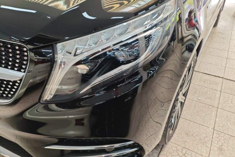 Used Mercedes-Benz V-Class 2021 V 260 L Long-wheelbase Luxury Edition