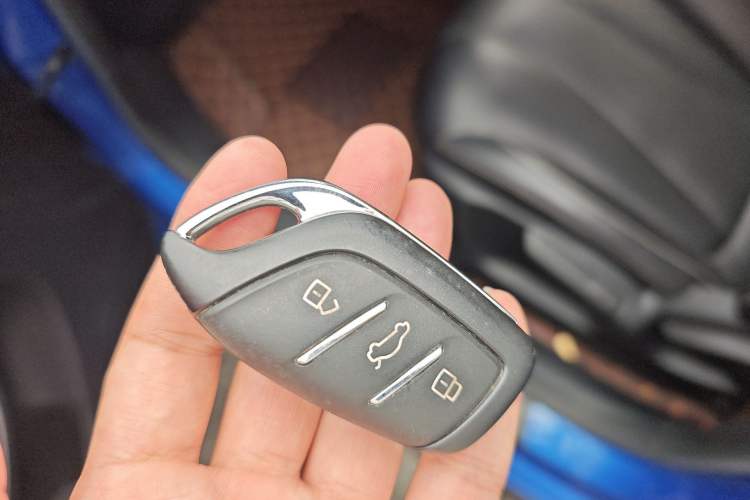 Used Roewe i5 2020 1.5L Automatic 4G Connect Luxury Flagship Edition
