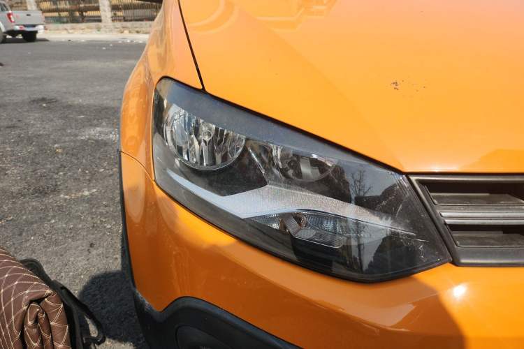 Used Volkswagen Polo 2012 1.6L Cross Polo Automatic Transmission