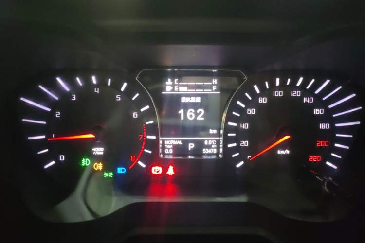 Used GAC Trumpchi GS4 2017 235T Automatic Two-Wheel Drive Luxury Smart Connectivity Version Instrument Cluster