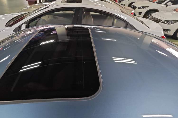 Used Mazda 3 Axela 2017 Sedan 1.5L Automatic Luxury Model Emission Standard China V Roof