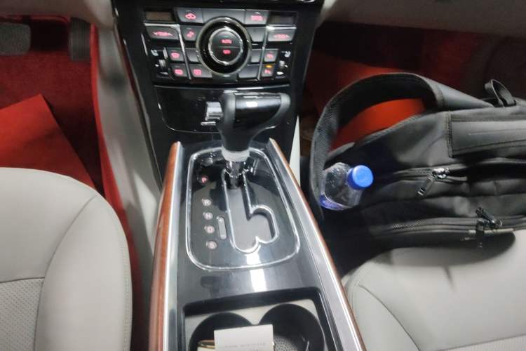 Used Hongqi H7 2015 3.0L Luxury Model