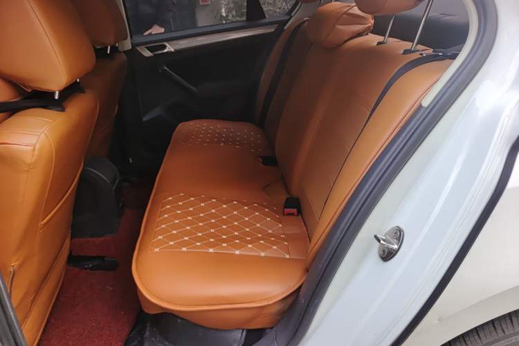 Used Volkswagen Bora 2016 1.6L Automatic Fashion Model
