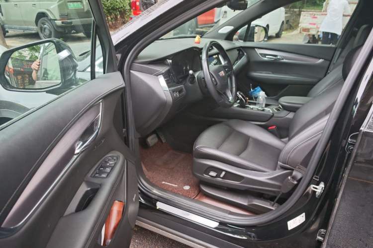Used Cadillac XT6 2020 28T Six-Seater Fashion Edition