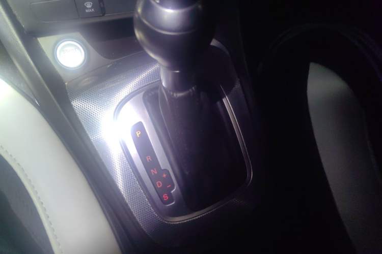 Used Audi Q3 2017 30 TFSI Fashion Model Gear Lever