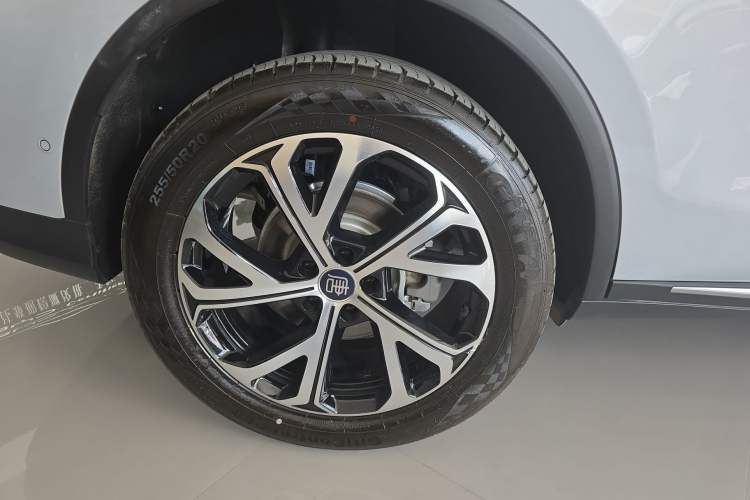 Used BYD Tang New Energy 2025 Intelligent Driving Version DM-i 115KM Flagship Edition Right Rear Wheel Hub