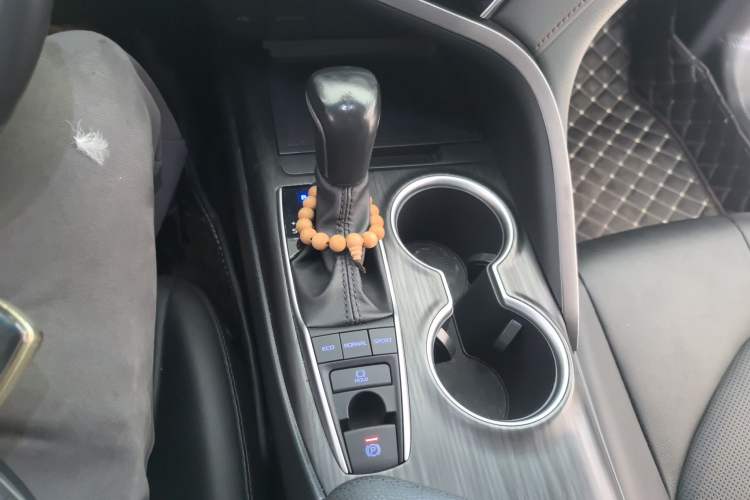 Used Toyota Camry 2021 2.5G Luxury Edition
