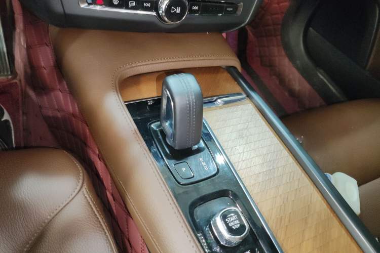 Used Volvo S90 2021 B5 Zhiyi Luxury Edition
