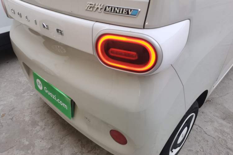 Used Wuling Hongguang MINIEV 2024 3rd Generation 215km Youth Edition