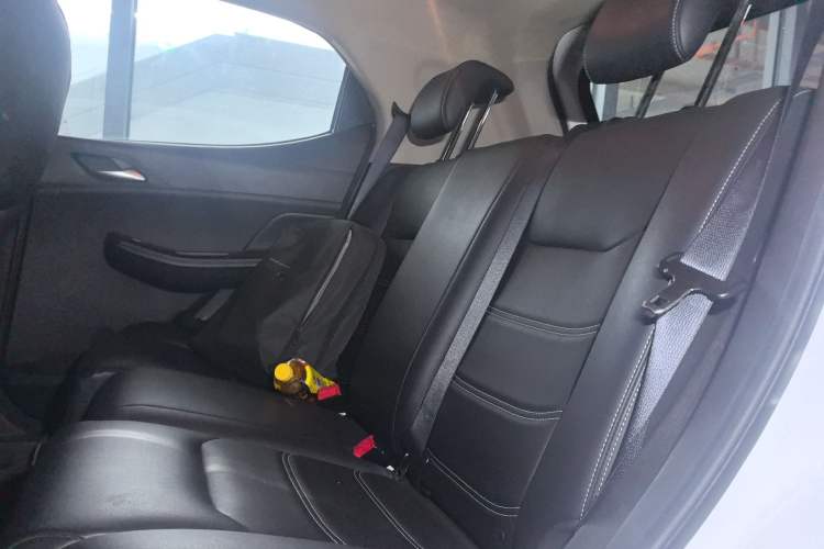 Used BYD Yuan New Energy 2019 EV535 Smart Connect Trendsetting Model Left Rear Seat