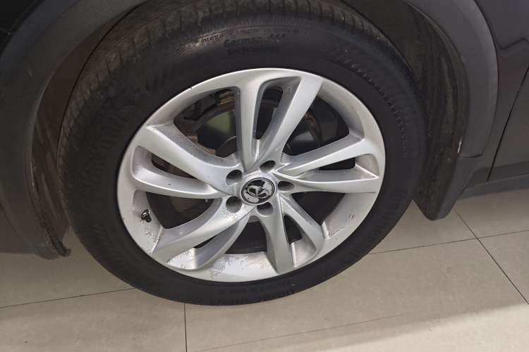 Used Infiniti QX30 2017 1.6T Two-Wheel Drive Fashion Edition