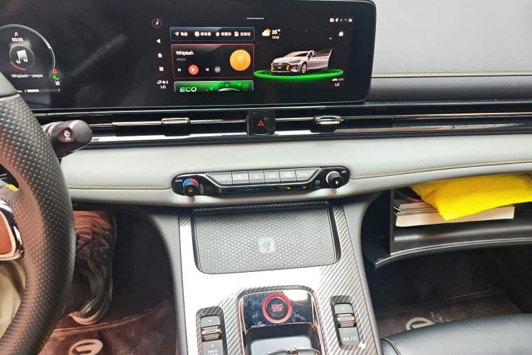 Used GAC Trumpchi EMPOW 2021 270T DCT J16 Version Audio And AC Panel