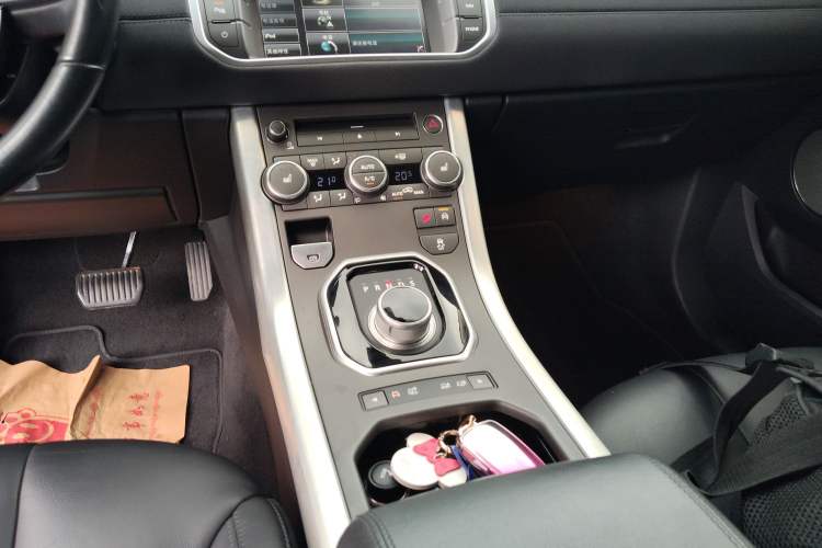 Used Land Rover Range Rover Evoque 2015 2.0T Five-Door Zhiyao Edition
