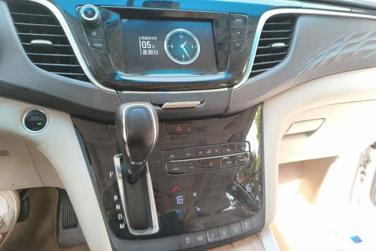 Used Buick GL8 2018 ES 28T Comfort Model China VI Standard
