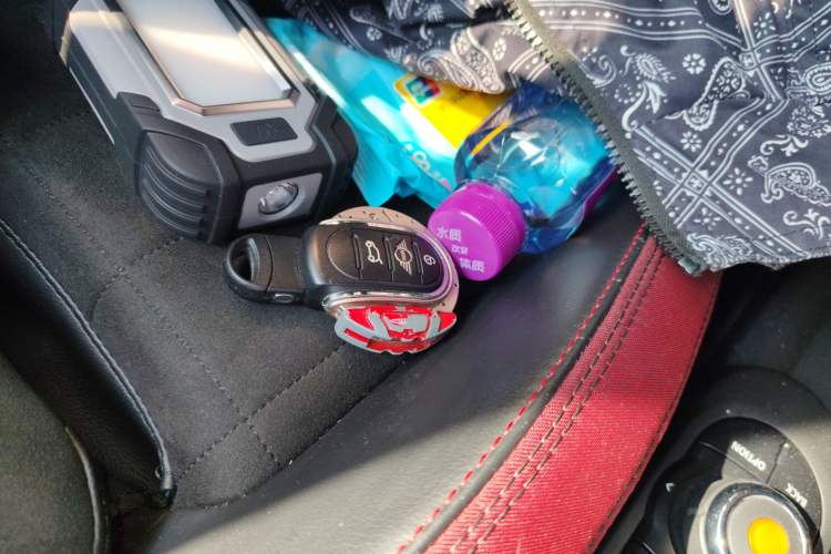 Used MINI MINI 2019 2.0T COOPER S Racing Edition Five-Door Version
