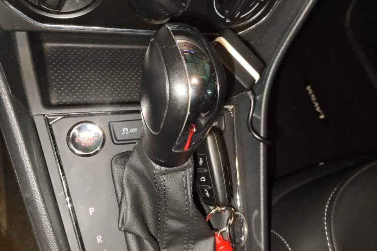 Used Volkswagen Lavida 2017 1.6L Automatic Comfort Edition
