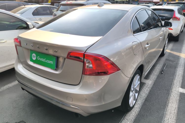 Used Volvo S60 2018 S60L T4 Zhiyuan Edition
