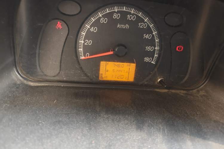 Used Wuling Zhiguang 2013 1.0L Practical Version