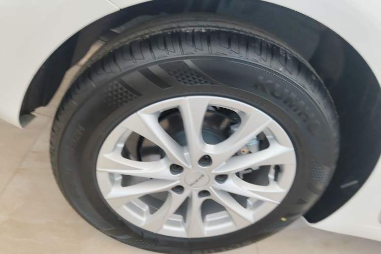 Used Roewe i5 2026 Model 1.5L CVT Luxury Version