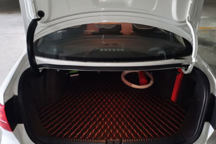 Used Volkswagen Sagitar 2015 1.6L Automatic Comfort Model