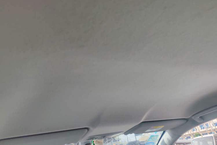 Used Mitsubishi ASX 2013 2.0L CVT Two-Wheel Drive Elite Edition Headliner