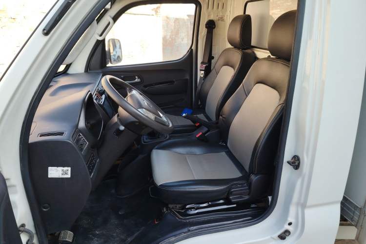 Used Foton Xiangling M 
