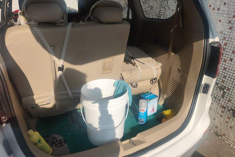 Used Baojun 730 2014 1.5L manual Comfort version 7 seats