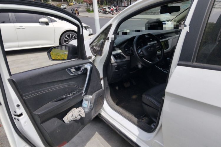 Used Geely Auto Vision X3 2020 1.5L CVT Luxury Model
