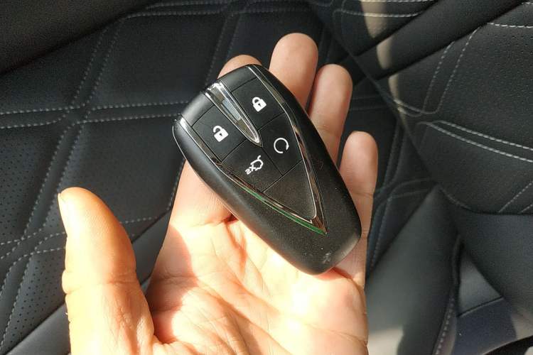 Used Changan UNI-K iDD 2024 ZhiDian iDD 1.5T 135km Smart Leading Model