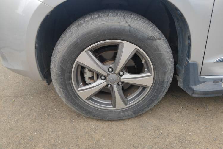 Used Haval H6 2015 Upgraded Model 1.5T Manual Two-Wheel Drive Elite Version