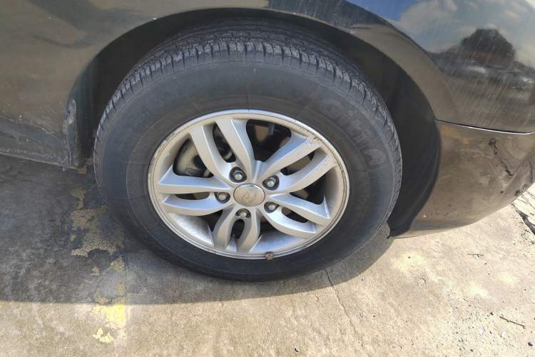 Used Hyundai Celesta 2011 1.6L Manual Luxury Model
