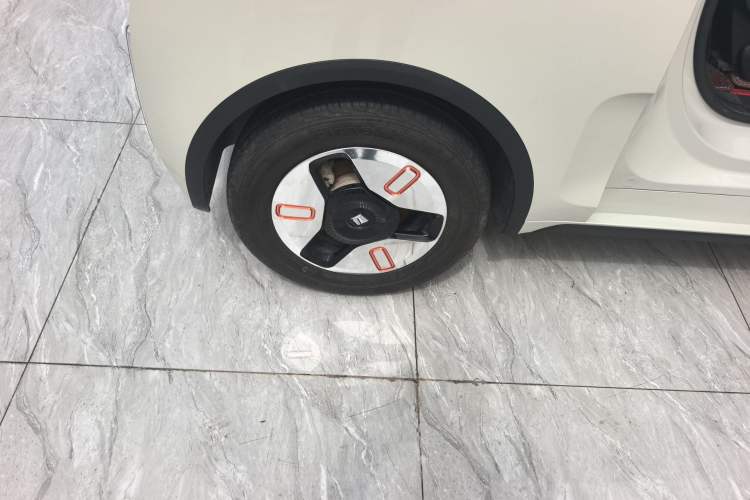 Used Baojun KiWi EV 2022 Artist Lite Edition Ternary Lithium Right Rear Wheel Hub