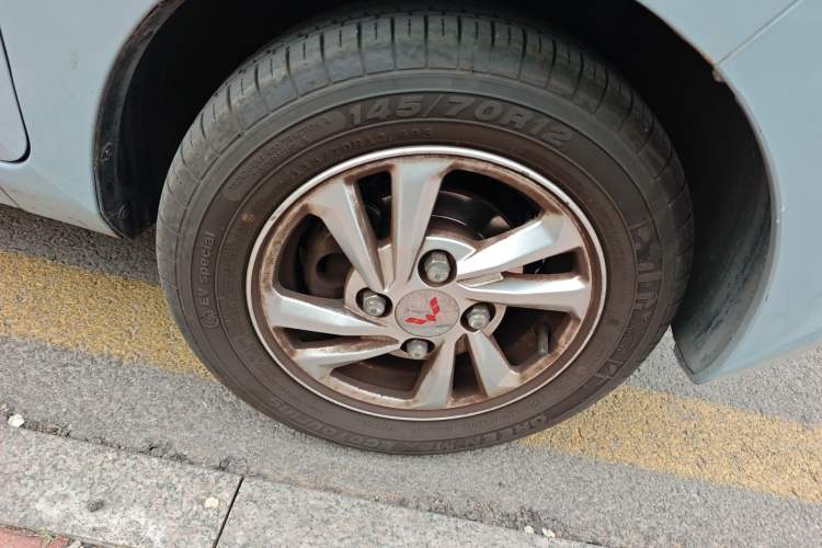 Used Wuling Hongguang MINIEV 2020 Enjoyment Model Lithium Iron Phosphate Right Front Wheel Hub
