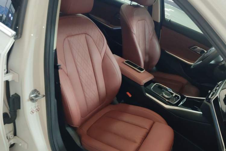 Used BMW i3 2024 eDrive 35 L