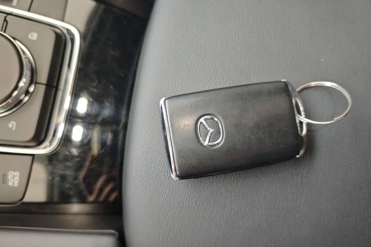 Used Mazda 3 Axela 2023 2.0L Automatic Zhiyao Edition Vehicle Key
