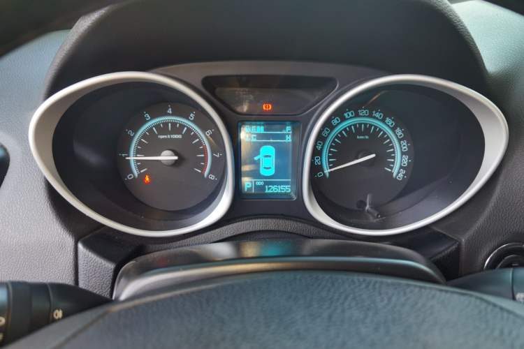 Used GAC Trumpchi GS5 2013 2.0L Automatic Two-Wheel Drive Light Interior Special Edition