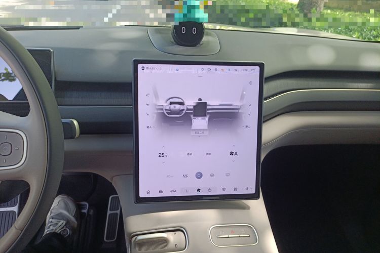 Used Nio ES8 2024 75 kWh Audio And AC Panel