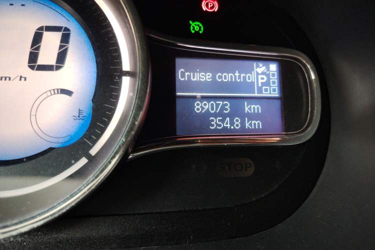 Used Renault Fluence 2015 2.0L Standard Edition
