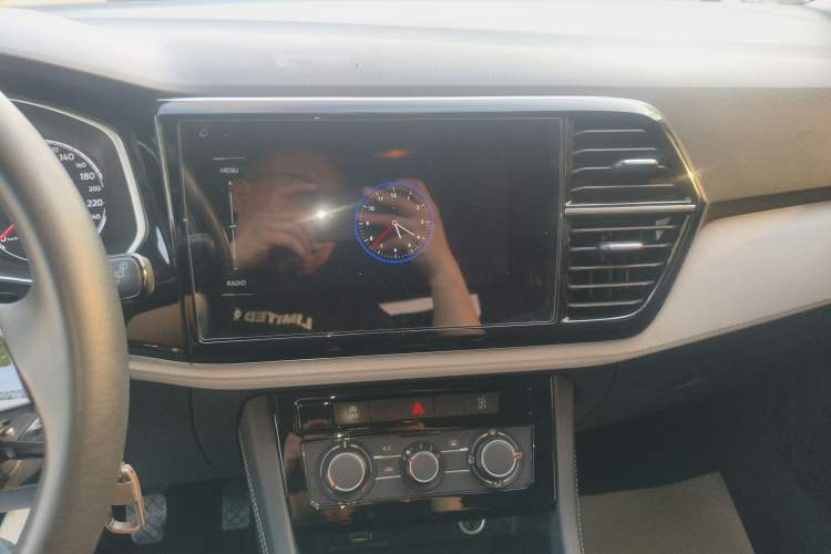 Used Jetta VS5 2023 280TSI Manual Entry-Level Model Audio And AC Panel