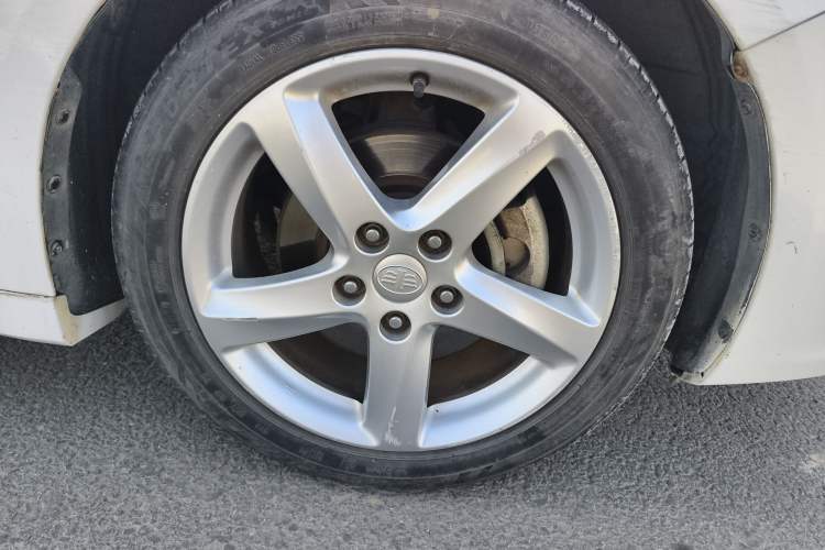 Used Bestune B70 2014 2.0L automatic comfort version
