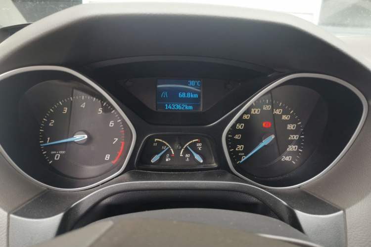 Used Ford Focus 2012 Sedan 1.6L Manual Comfort Model