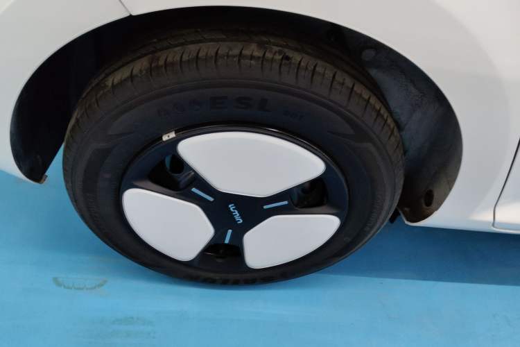 Used CHANGAN NEVO Lumin 2025 205 km Xiangqin Version
