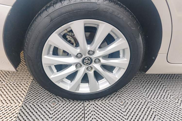 Used Toyota Camry 2019 Revised Version 2.0G Luxury Edition
