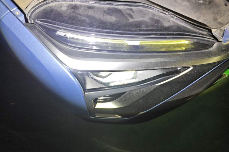 Used Nio ES8 2018 355 km Base Version 7-Seater Edition